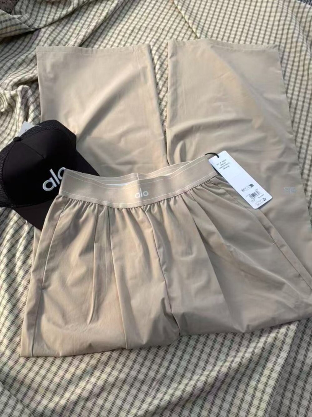 ✨Women Alo Yoga Suit Up Trouser Gravel Color (Regular)Smoke-free family🚫